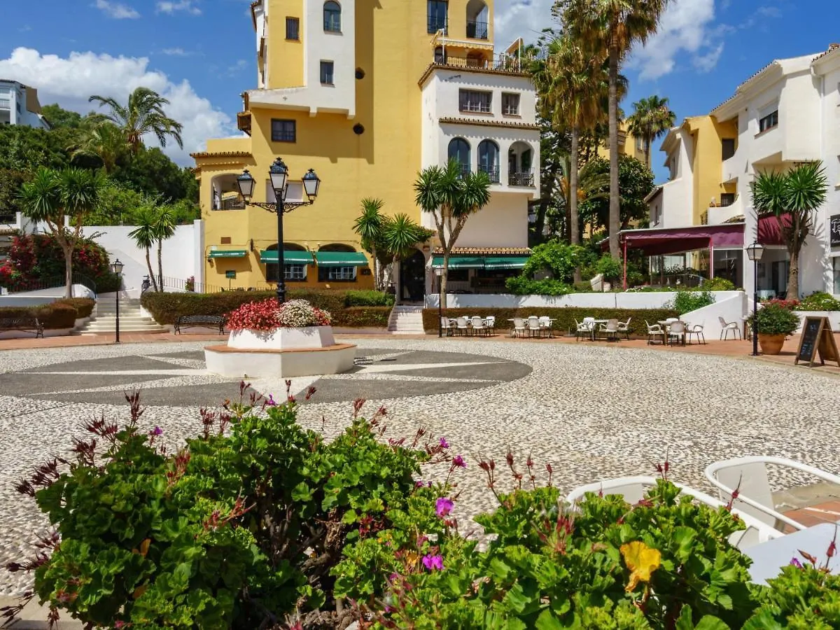 Apartment Studio Cabopino-2 By Interhome Marbella